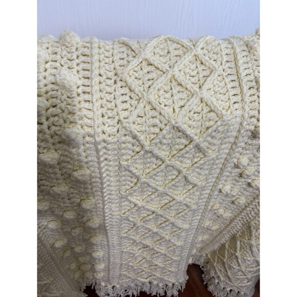 Crochet Afghan Throw Blanket Yellow 3D Nolan Aran Diamond Bobble Fringe Handmade - Picture 4 of 8